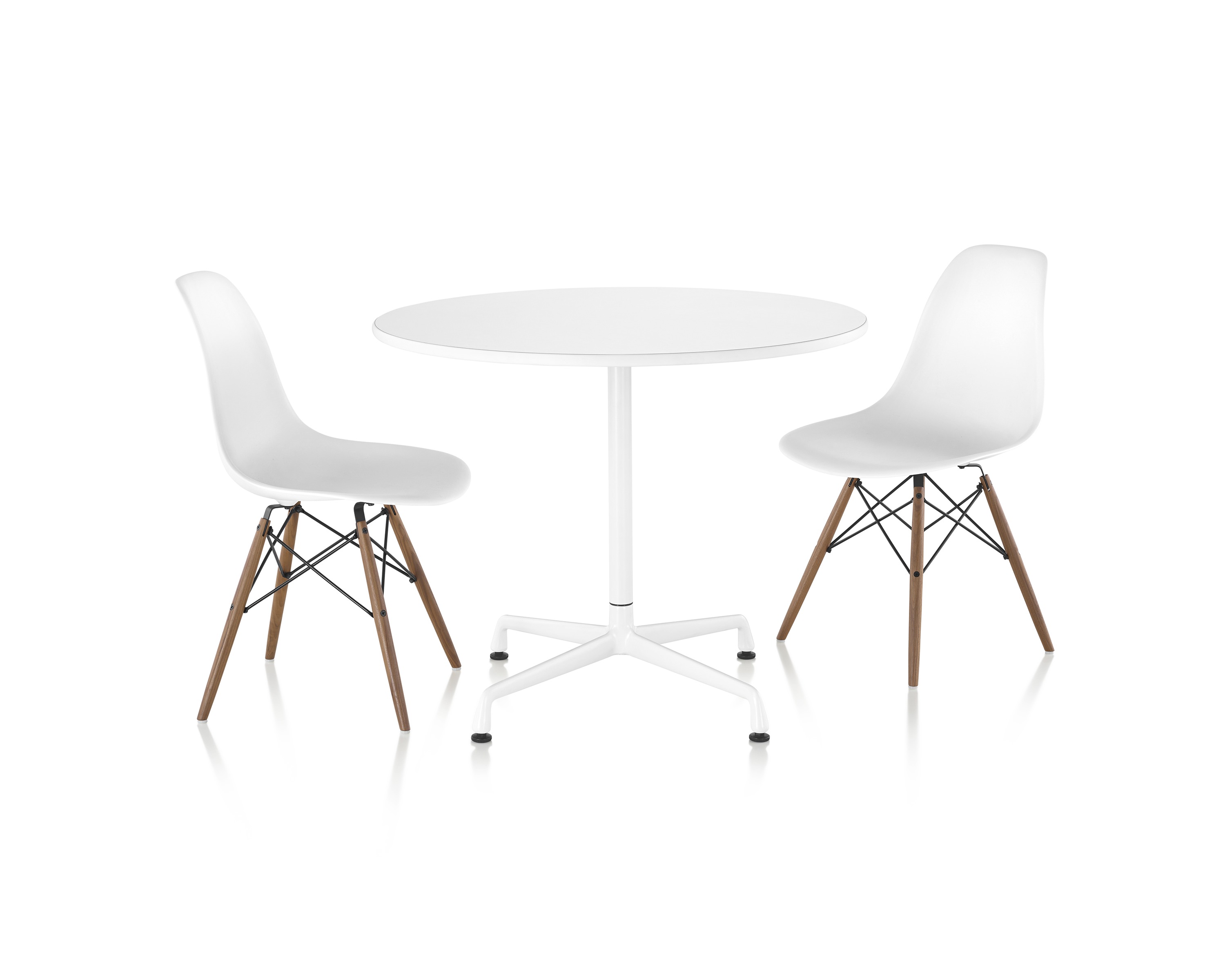 培训家具|布面培训椅|办公家具|万象城(中国)家具|伊姆斯®塑料餐椅